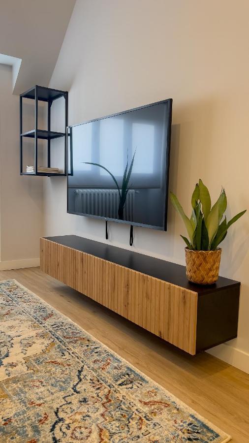 Hi! Burgos - Sidi - Vut-472 - Exclusivo Apartamento Moderno En El Corazon De La Ciudad Eksteriør bilde
